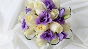 Preview wallpaper roses, lisianthus russell, flowers, bouquet, decoration