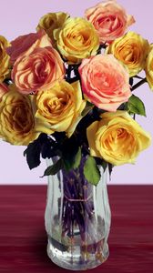 Preview wallpaper roses, loose, bouquet, vase