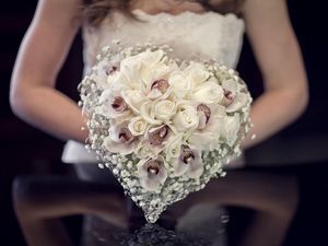 Preview wallpaper roses, orchids, gypsophila, flower, heart, bride