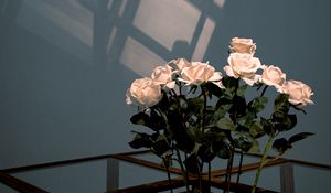 Preview wallpaper roses, white, bouquet, flowers