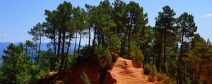 Preview wallpaper roussillon, rock, quarry, trees