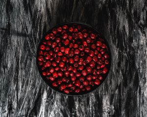 Preview wallpaper rowan, berries, red, bowl