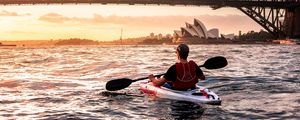 Preview wallpaper rowing, helmet, bridge