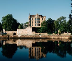 Preview wallpaper royal villa, castle, river, trees, regensburg