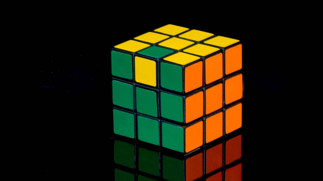 Wallpaper rubiks cube, cube, reflection, black, colorful