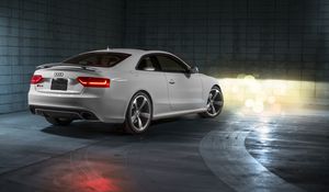 Preview wallpaper s5, audi, white, coupe