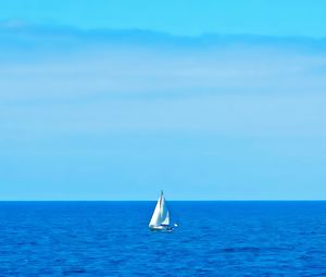 Preview wallpaper sail, boat, sea, ocean, blue, horizon