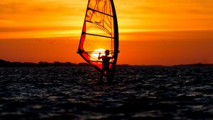 Preview wallpaper sail, silhouette, beach, sea, sunset, dark