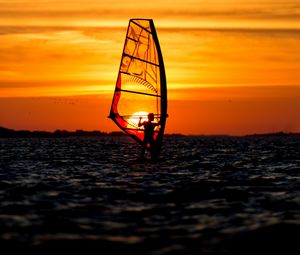 Preview wallpaper sail, silhouette, beach, sea, sunset, dark