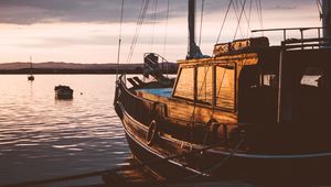 Preview wallpaper sailboat, sunset, sea