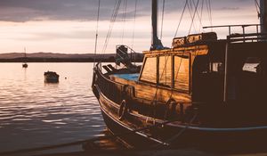 Preview wallpaper sailboat, sunset, sea