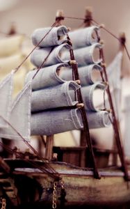 Preview wallpaper sails, ship, boat, wooden toys