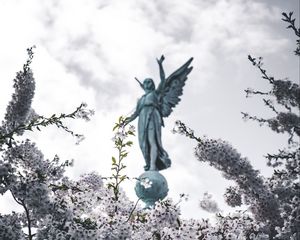 Preview wallpaper sakura, statue, angel, flowers, bloom, branches