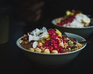 Preview wallpaper salad, nuts, berries