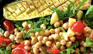 Preview wallpaper salad, vegetables, chickpeas, food