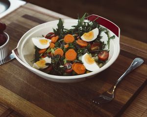 Preview wallpaper salad, vegetables, eggs, carrots, dinner