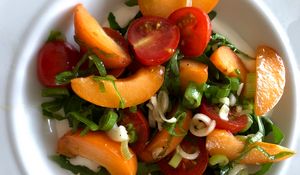 Preview wallpaper salad, vegetables, tomatoes, food