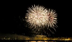 Preview wallpaper salute, fireworks, sky, dark