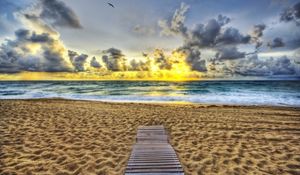 Preview wallpaper sand, coast, beach, evening, birds, decline, path