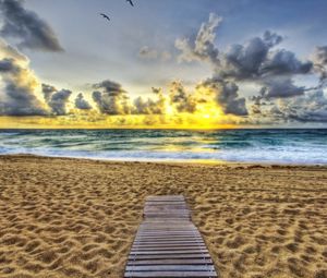 Preview wallpaper sand, coast, beach, evening, birds, decline, path