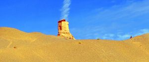 Preview wallpaper sand, desert, dunes, ruins, sky