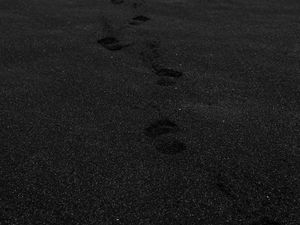 Preview wallpaper sand, traces, bw, granules