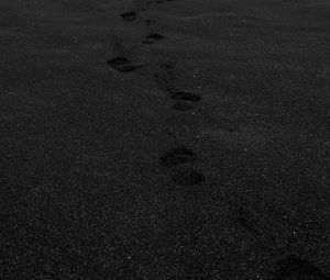 Preview wallpaper sand, traces, bw, granules