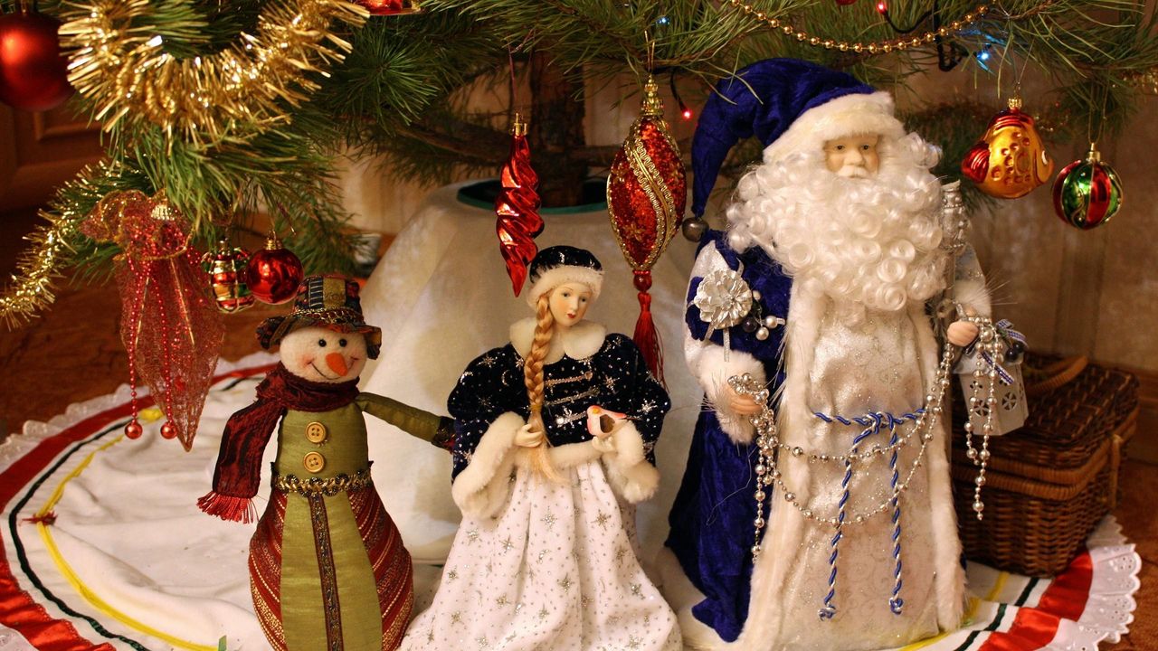 Wallpaper santa claus, snow maiden, snowman, christmas decorations, tree, new year