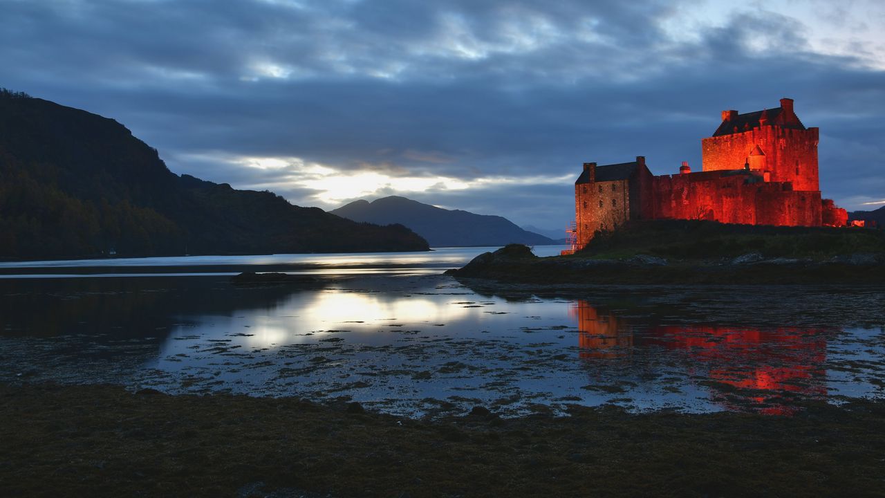 Wallpaper сastle, water, twilight, dark