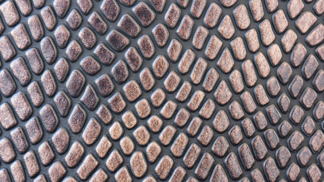 Wallpaper scales, tiles, texture