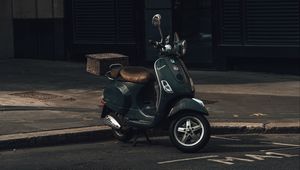 Preview wallpaper scooter, black, parking, road