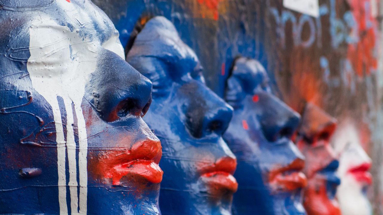 Wallpaper sculpture, art, face, paint