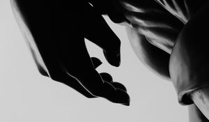 Preview wallpaper sculpture, hand, dark