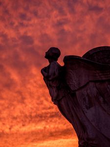 Preview wallpaper sculpture, silhouette, sky, sunset