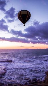 Preview wallpaper sea, air balloon, horizon, surf