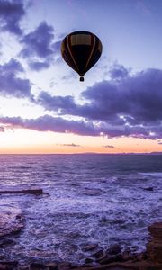 Preview wallpaper sea, air balloon, horizon, surf