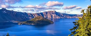 Preview wallpaper sea, bay, mountains, landscape, trees, nature