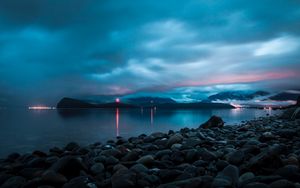 Preview wallpaper sea, bay, pebbles, stones, lights