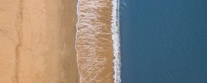 Preview wallpaper sea, beach, aerial view, wave, surf, sand