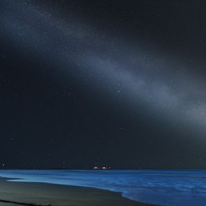 Preview wallpaper sea, beach, night, starry sky, dark