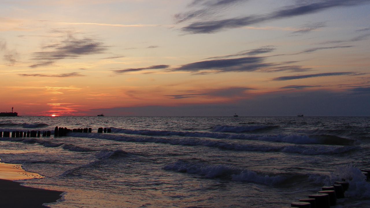 Wallpaper sea, beach, sunset, dusk, waves