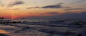 Preview wallpaper sea, beach, sunset, dusk, waves