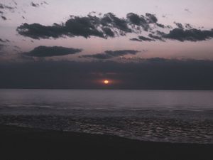 Preview wallpaper sea, beach, sunset, dark, dusk