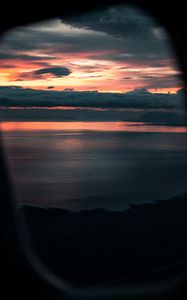 Preview wallpaper sea, beach, sunset, dark