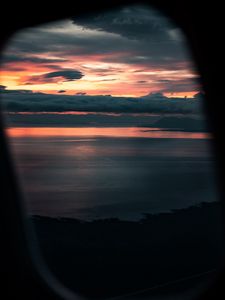 Preview wallpaper sea, beach, sunset, dark