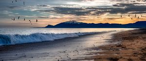 Preview wallpaper sea, beach, wave, dusk, landscape