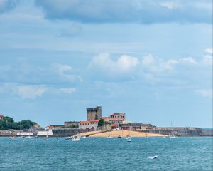 Preview wallpaper sea, boats, island, buildings