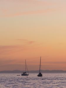 Preview wallpaper sea, boats, sunset, horizon