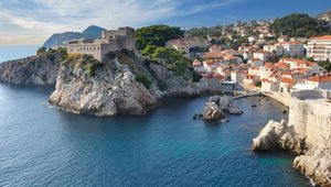 Preview wallpaper sea, buildings, castle, rocks