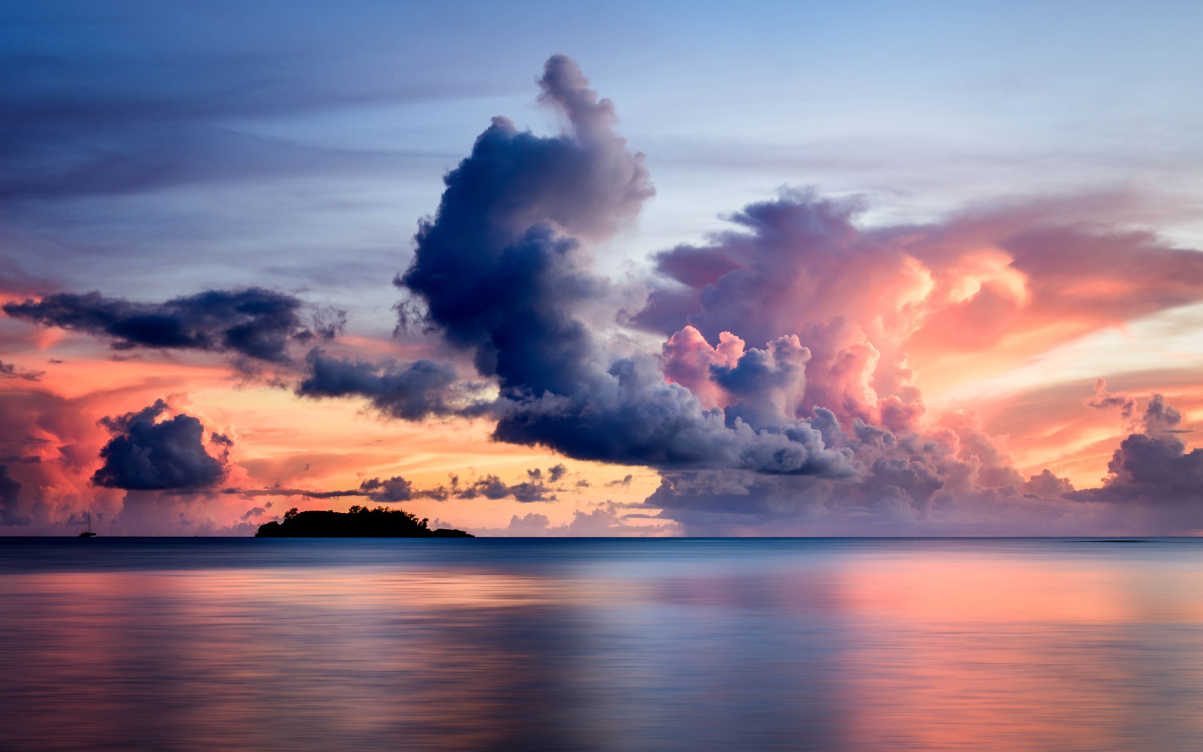 Download Wallpaper 3840x2400 Sea, Horizon, Clouds, Sunset, Sky, Ripples